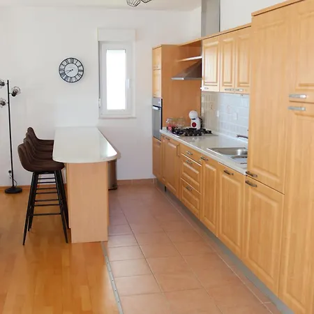 Daire Aurora Trogir